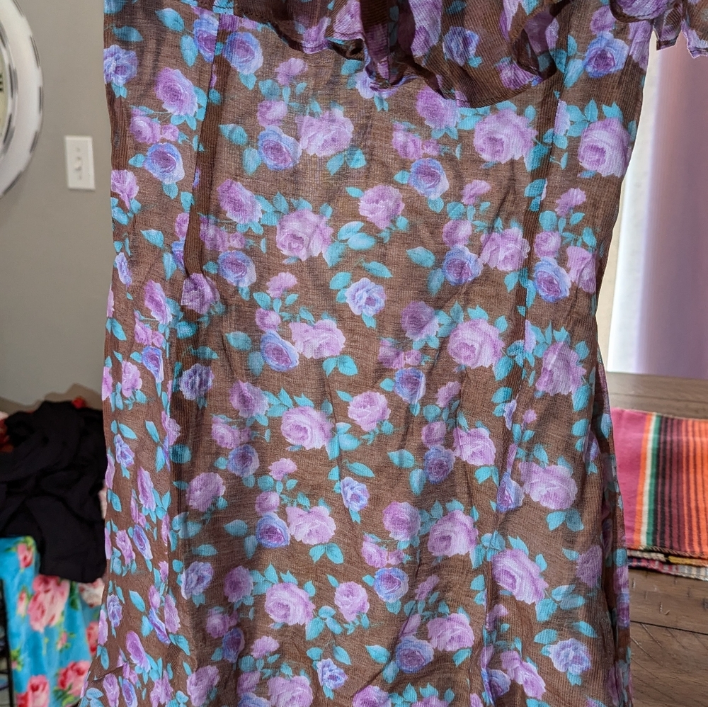 Dress - Picture 5 of 6